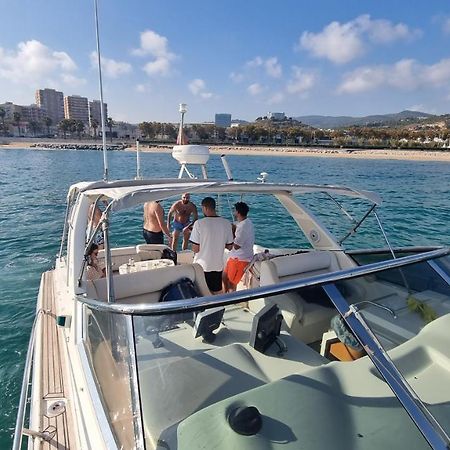 Cozy Yacht Lodge In Barcelona With Boat Tour Option San Adrián de Besós Zewnętrze zdjęcie